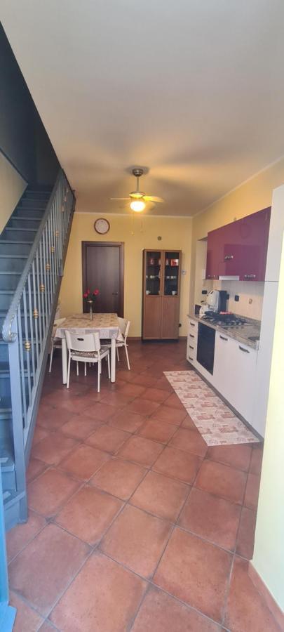 Mavilla Holiday Home Catánia Buitenkant foto