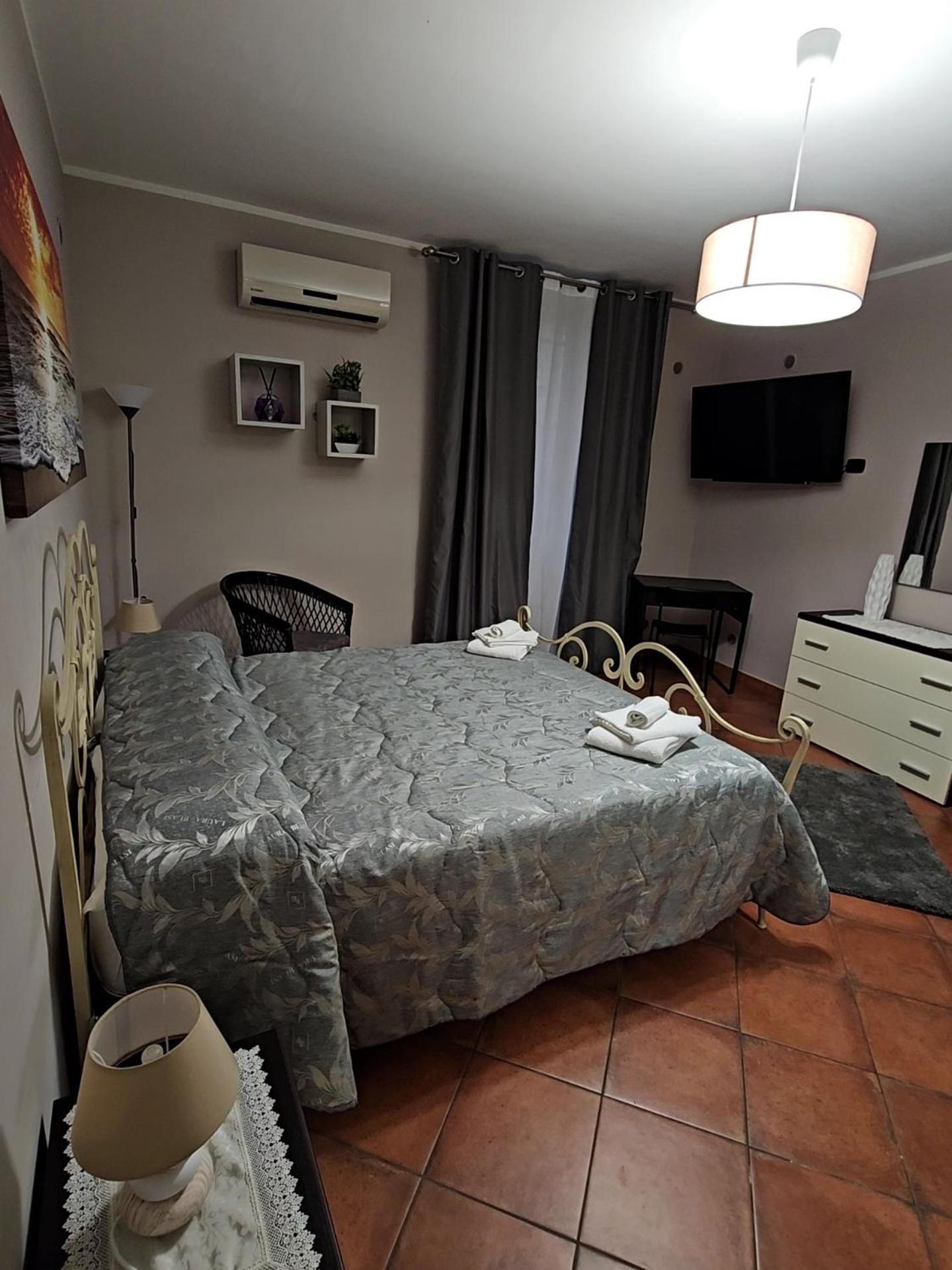 Mavilla Holiday Home Catánia Buitenkant foto